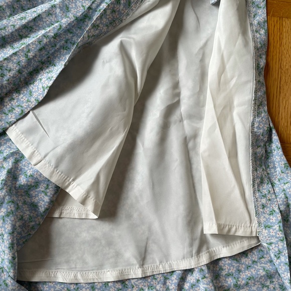 Ditsy Floral Tie Side Wrap Skirt - Picture 9 of 12